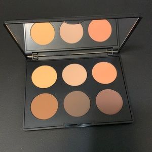 Mac Cosmetics Contour/Sculpting Face Palette. Medium Dark